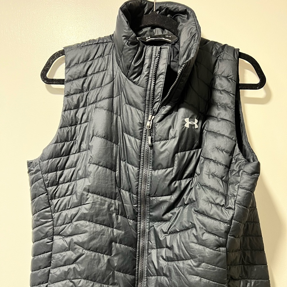 Black Under Armour Vest